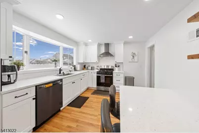 1801 Quaker Way, Union Township, NJ 07083 - Photo 7