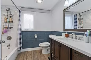 118 Broad St, Pompton Lakes, NJ 07442 - Photo 17