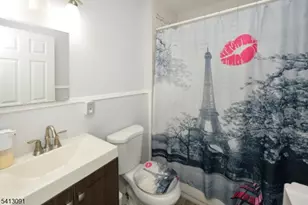 171 Ampere Pkwy, Bloomfield, NJ 07003 - Photo 29