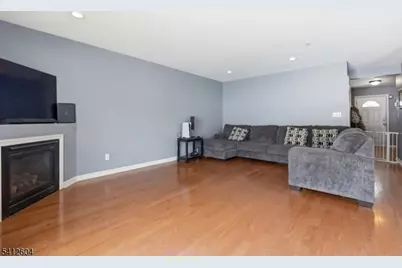 1 Brookview Ln, Hardyston Township, NJ 07419 - Photo 7