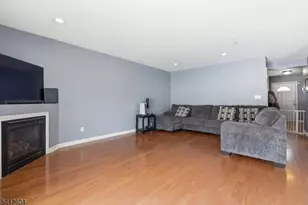 1 Brookview Ln, Hardyston Township, NJ 07419 - Photo 7