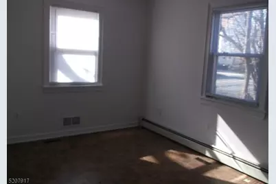 179 Illinois Ave, Paterson, NJ 07503 - Photo 9