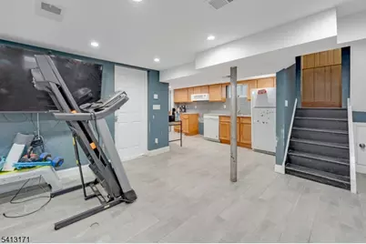 5 General Karge Ct, Elizabeth, NJ 07202 - Photo 17