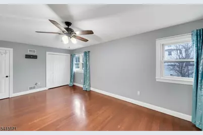 5 General Karge Ct, Elizabeth, NJ 07202 - Photo 11