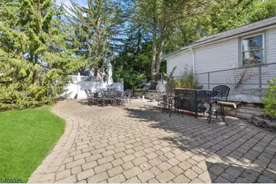 15 Linda Vista Ave, North Haledon, NJ 07508 - Photo 19