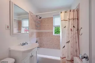 349 Bloomfield Ave Unit, Verona, NJ 07044 - Photo 7