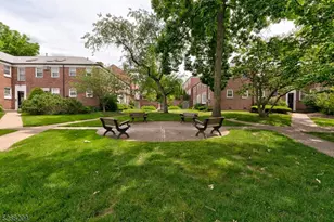 349 Bloomfield Ave Unit, Verona, NJ 07044 - Photo 13