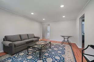 349 Bloomfield Ave Unit, Verona, NJ 07044 - Photo 3