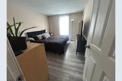 2 Constitution Way, Franklin, NJ 07416 - Photo 9