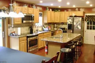 25 Panorama Dr, Vernon, NJ 07461 - Photo 1