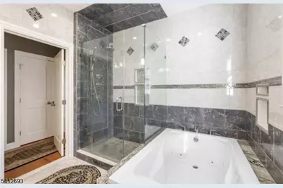 7 Bailey Ave #1, Bloomingdale, NJ 07403 - Photo 33