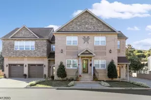 7 Bailey Ave, Bloomingdale, NJ 07403 - Photo 1