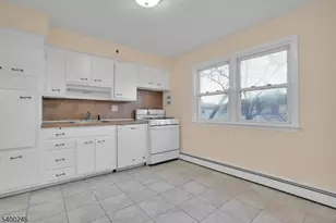 726 Gates Ter 2nd Fl, Union Township, NJ 07083 - Photo 13