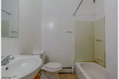 529 E Jersey St, Elizabeth, NJ 07206 - Photo 15