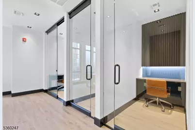 110 Goldsborough Dr, Bayonne, NJ 07002 - Photo 3