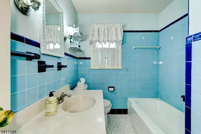 30 Perrin Dr, Wayne, NJ 07470 - Photo 33