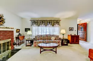 30 Perrin Dr, Wayne, NJ 07470 - Photo 11