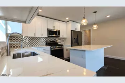 7 Maple St, Bloomfield, NJ 07003 - Photo 7