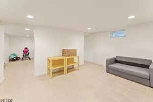 3 Sisco Pl, Clifton, NJ 07011 - Photo 17