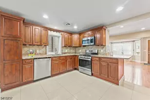 3 Sisco Pl, Clifton, NJ 07011 - Photo 5