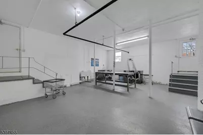 203 N Beverwyck Rd #1, Parsippany, NJ 07034 - Photo 21