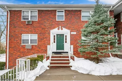 203 N Beverwyck Rd #1, Parsippany, NJ 07034 - Photo 1