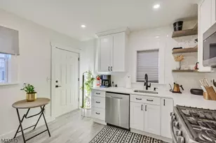 299A 7th Ave, Newark, NJ 07107 - Photo 13