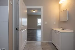 351 W Clay Ave, Roselle Park, NJ 07204 - Photo 13