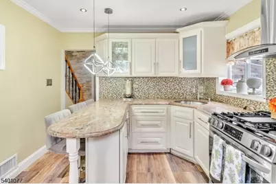 721 Sheridan Ave, Roselle, NJ 07203 - Photo 7