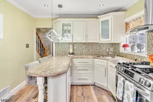 721 Sheridan Ave, Roselle, NJ 07203 - Photo 7