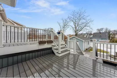 147 Clinton Ave, Clifton, NJ 07011 - Photo 21