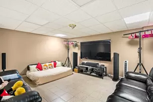 181 Berkley Ave, Montgomery Township, NJ 08502 - Photo 25