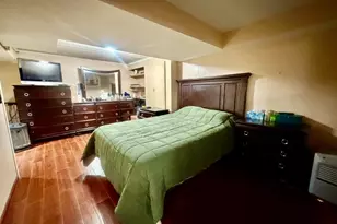 54 Lindale Ct, Clifton, NJ 07013 - Photo 5