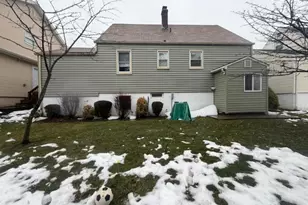 54 Lindale Ct, Clifton, NJ 07013 - Photo 11