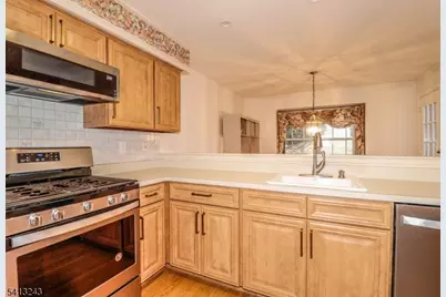 190 Jonathan Pl, Franklin Township, NJ 08873 - Photo 15