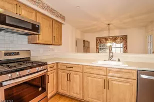 190 Jonathan Pl, Franklin Township, NJ 08873 - Photo 15