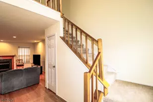 190 Jonathan Pl, Franklin Township, NJ 08873 - Photo 5