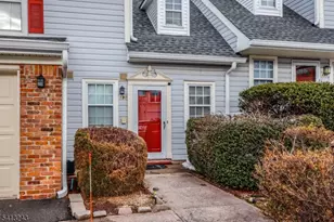 190 Jonathan Pl, Franklin Township, NJ 08873 - Photo 3