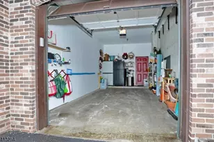 302 Mark Twain Way, Mahwah, NJ 07430 - Photo 25