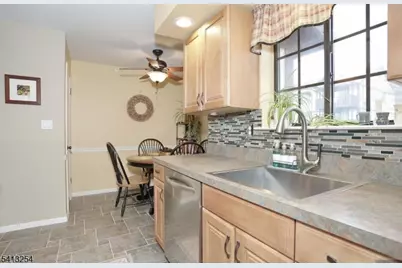 302 Mark Twain Way, Mahwah, NJ 07430 - Photo 19