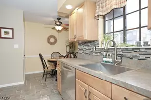 302 Mark Twain Way, Mahwah, NJ 07430 - Photo 19