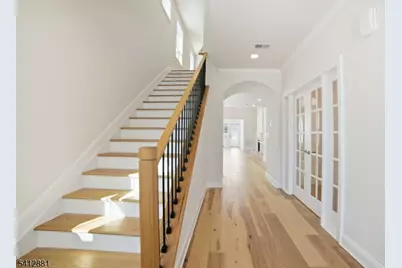 18 Whitaker Ln, Far Hills, NJ 07931 - Photo 5