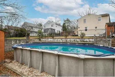 32 Grove St, Wanaque, NJ 07465 - Photo 11