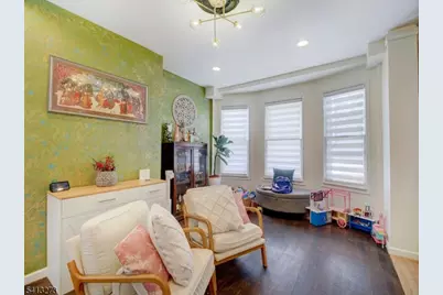 26 E 49th St, Bayonne, NJ 07002 - Photo 5