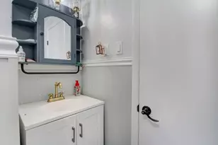 26 E 49th St, Bayonne, NJ 07002 - Photo 15