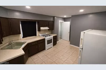 343 3rd Ave, Newark, NJ 07107 - Photo 7