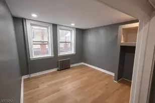 343 3rd Ave, Newark, NJ 07107 - Photo 3