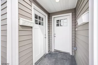 99 Van Winkle Ave #1, Clifton, NJ 07011 - Photo 3