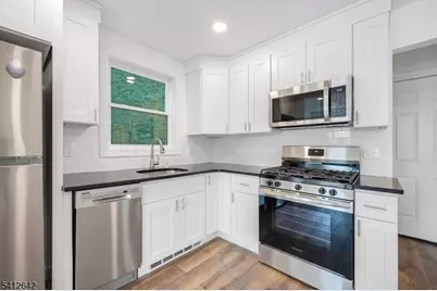 99 Van Winkle Ave #1, Clifton, NJ 07011 - Photo 9