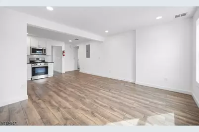 99 Van Winkle Ave #2, Clifton, NJ 07011 - Photo 7